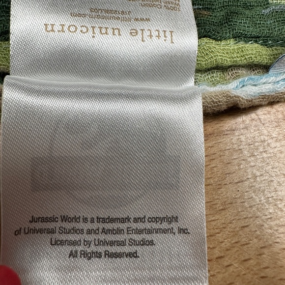 Little Unicorn x JURASSIC WORLD Cotton Muslin Swaddle Blanket Dinosuar T-Rex - Picture 8 of 9